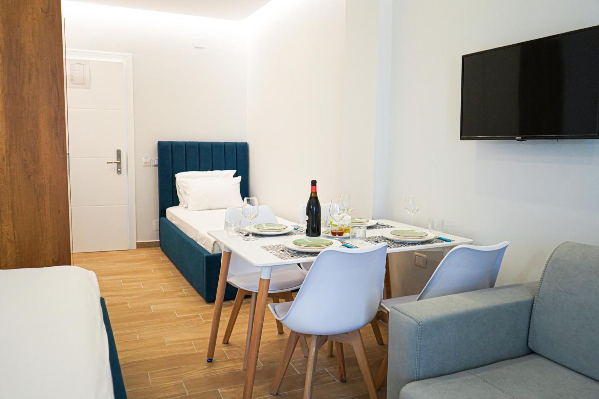 Delmar Apartments โกเลม ภายนอก รูปภาพ